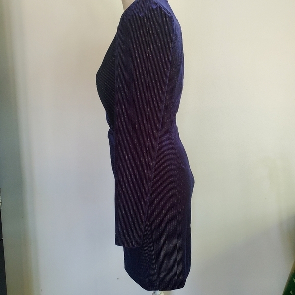 LDT Gillian Twist Front Stretch Velvet Dress - Picture 6 of 12